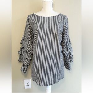 Ava & Viv 0X Shirt Striped Seersucker Gray White Tiered Sleeves Ruffle Tunic